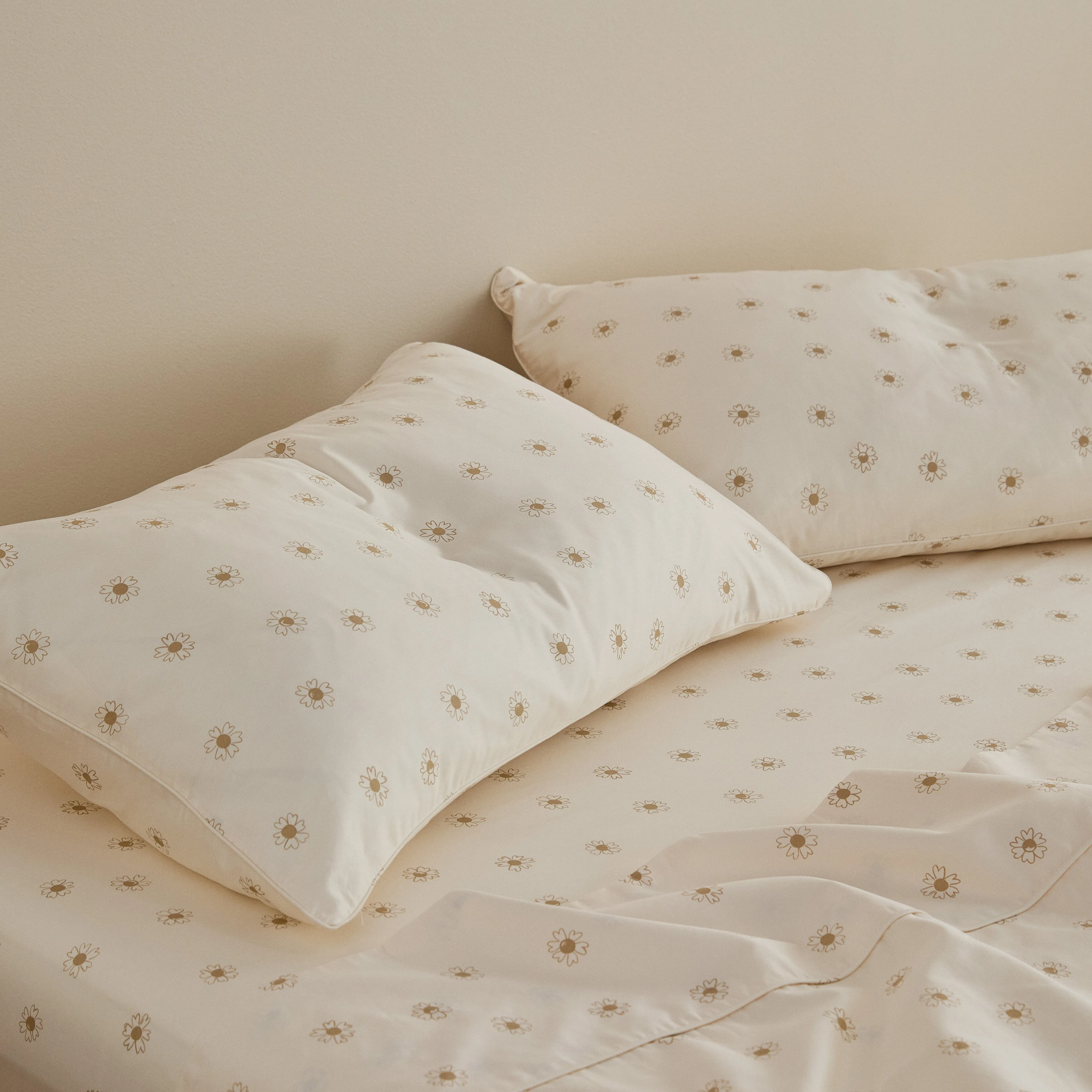 Eden Cotton - Daisy Print Pillowcases